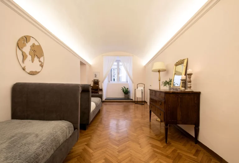 Bedroom, apartment on Via dei Benci, Florence