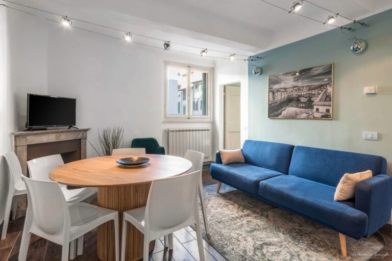 Living and dining room, apartment on Via di Melegnano, Florence